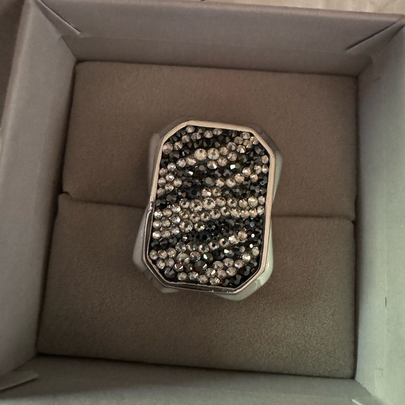 Judith Leiber Papa Print Zebra Pave Ring, 6, NWT Full Inclusion, Box & Packaging - Picture 9 of 10